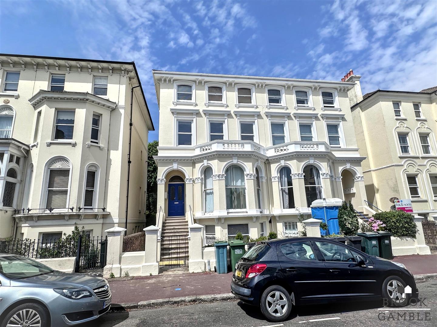 2 Bedroom Flat for Sale: £225,000. Spencer Road in Eastbourne, East Sussex